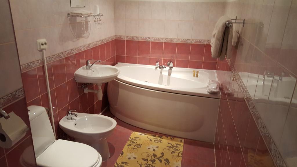 Hotel Gulbene Buitenkant foto