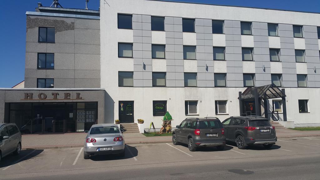 Hotel Gulbene Buitenkant foto